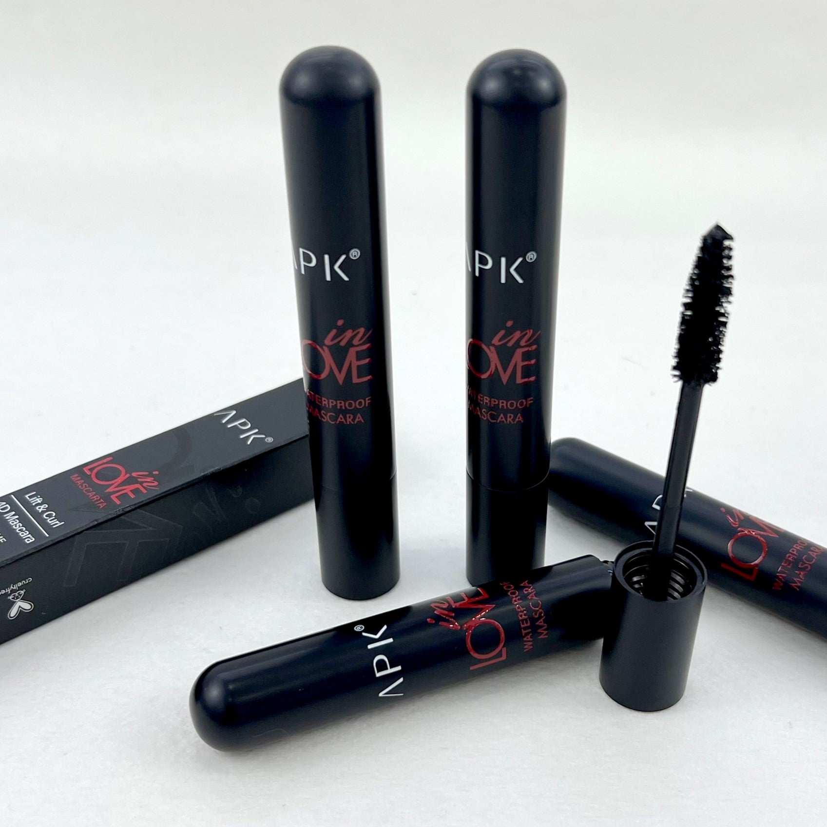 APK 4D Mascara Black – Lift and Curl Waterproof Mascara for Volume and Length