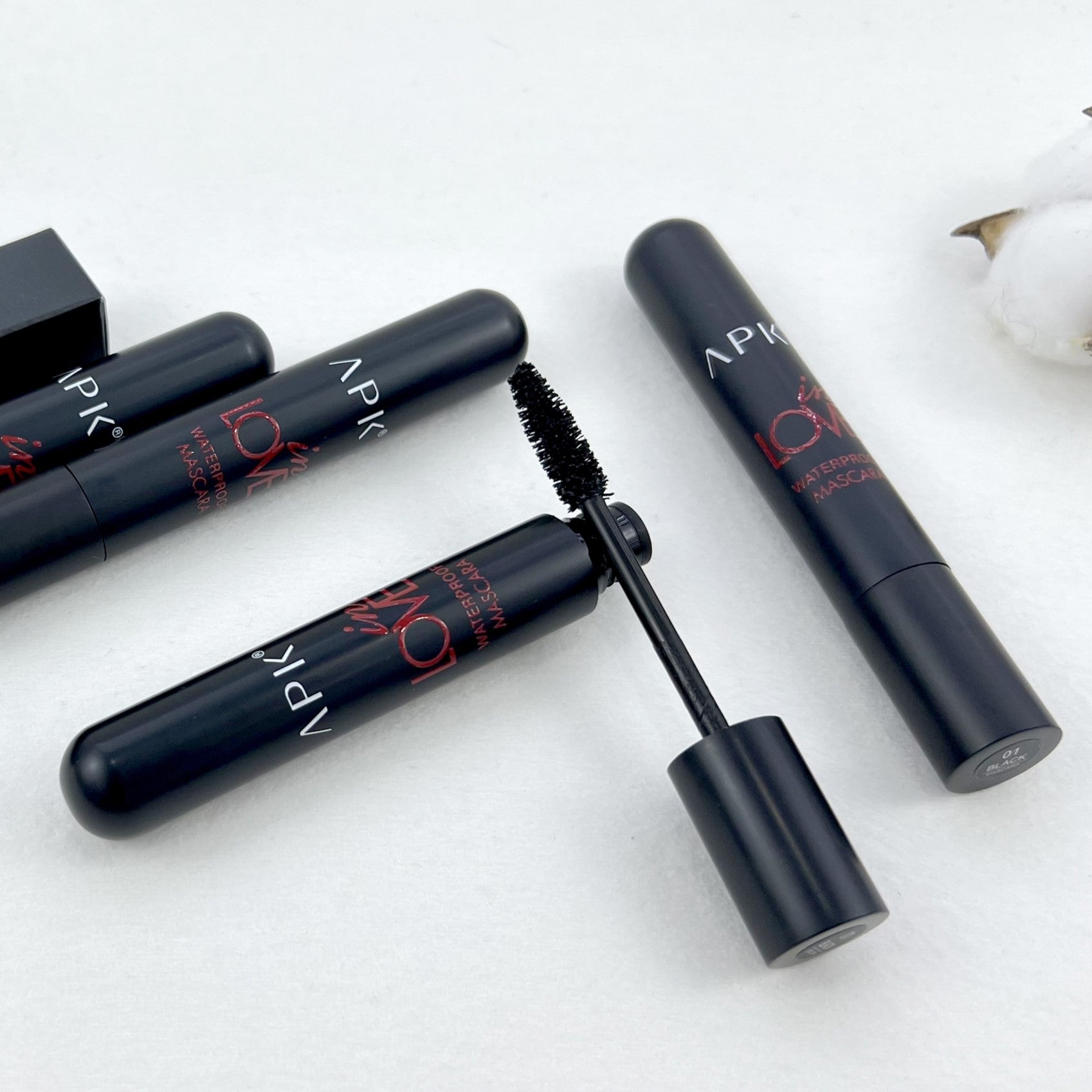 APK 4D Mascara Black – Lift and Curl Waterproof Mascara for Volume and Length