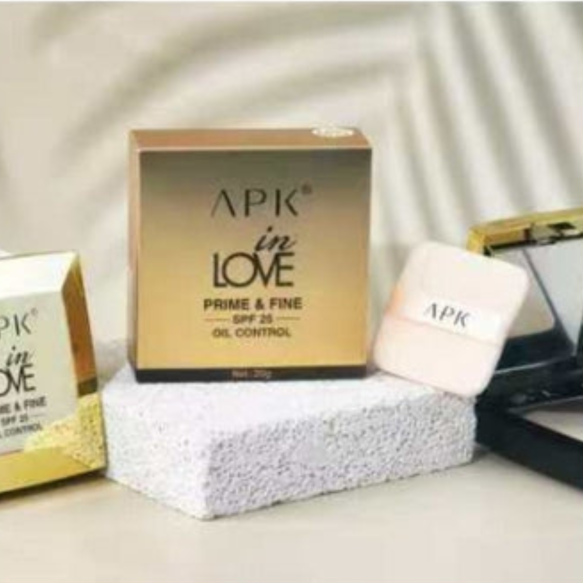 APK Prime and Fine Matte Pressed Powder – Oil Control and SPF25