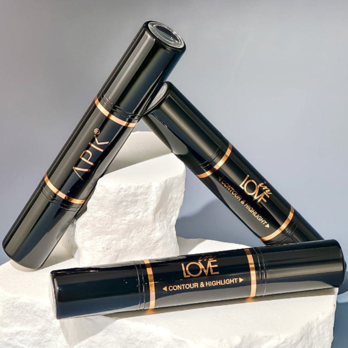 APK Ultra HD Long Lasting Duostick - Contour and Highlight Stick